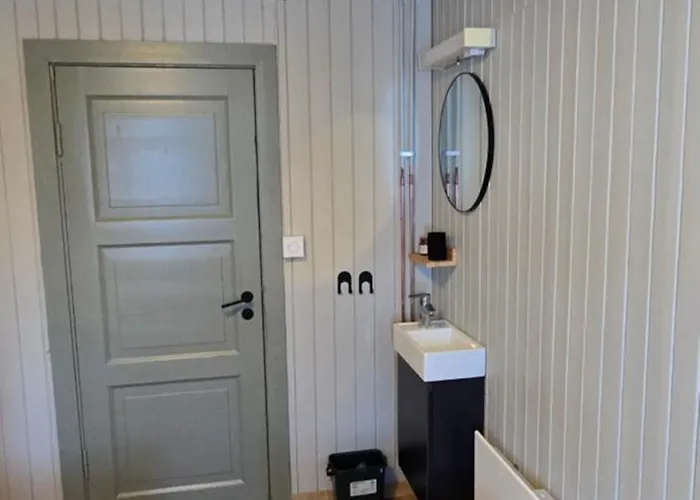 Roisheim Semesterbostad